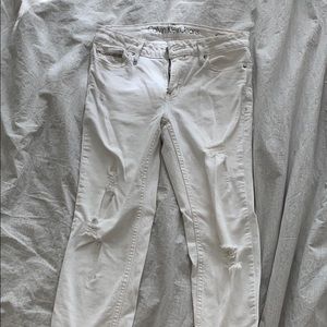 white ripped skinny jeans